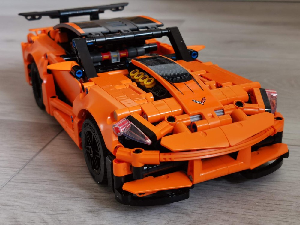 Lego Ultimate Corvette 42093