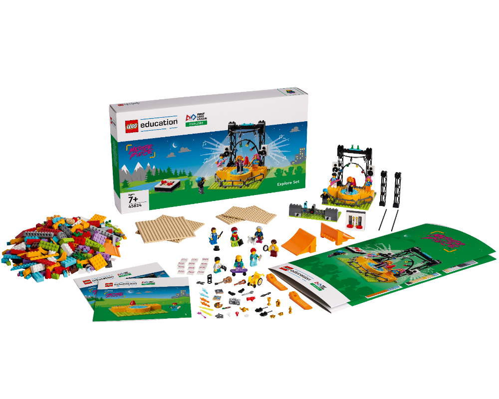 Lego MASTERPIECE Explore Set