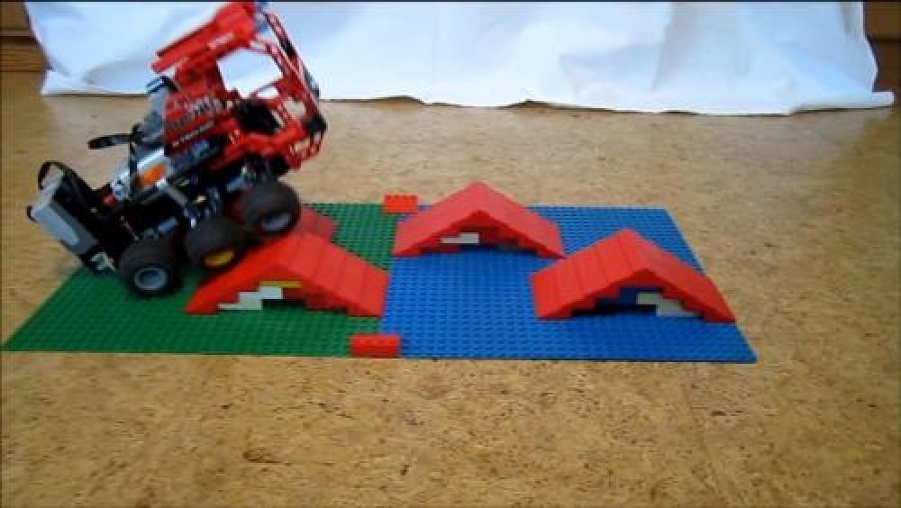 LEGO Technic Suspended Mini 6x6 Tatra