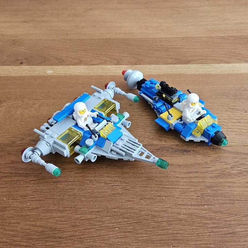 Lego 40712 Moon Striker & Pulsar Nomad