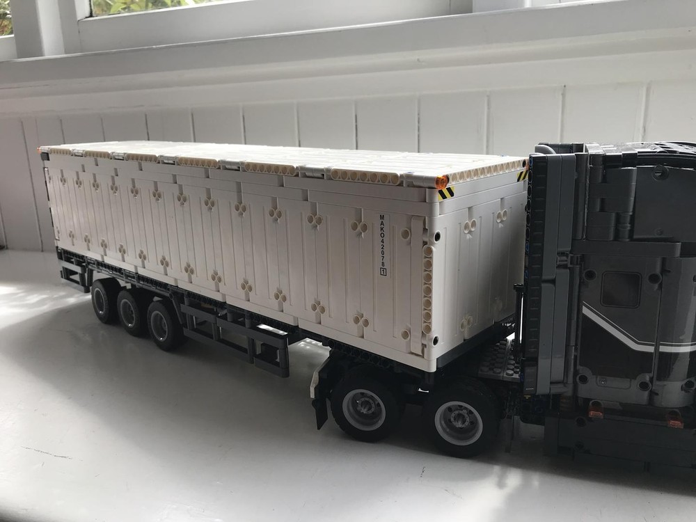 Lego 3 Axle Box Semi Trailer