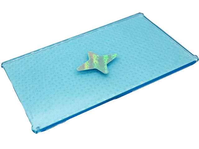Lego Glass for Window 1 x 4 x 6 with Iridescent Mirrored Star in Center Pattern (Sticker) - Set 41713 / Trans-Light Blue