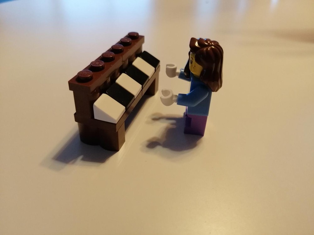 Lego Small piano