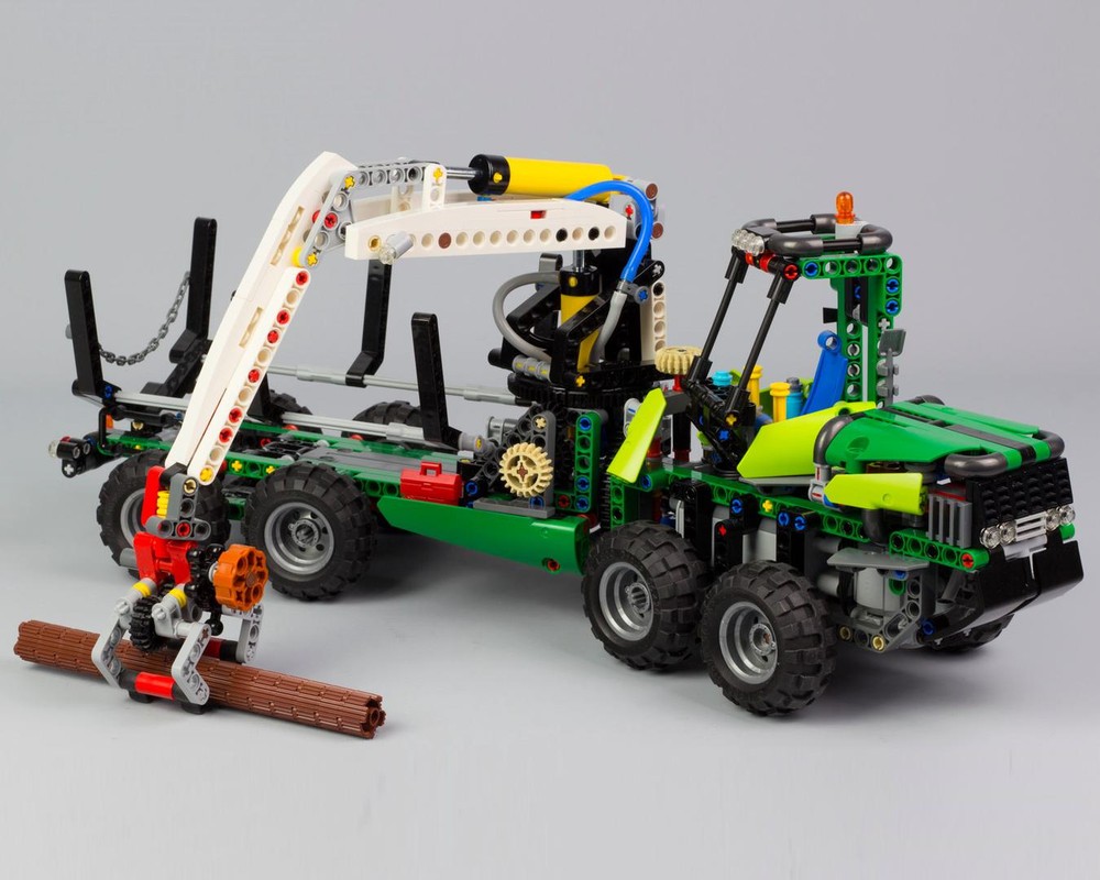 Lego 42080 Model C - Forwarder