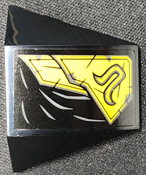 Lego Wedge 4 x 3 Triple Curved No Studs with Gold Armor Plates and Silver Scratches Pattern Model Right Side (Sticker) - Set 71772 / Black