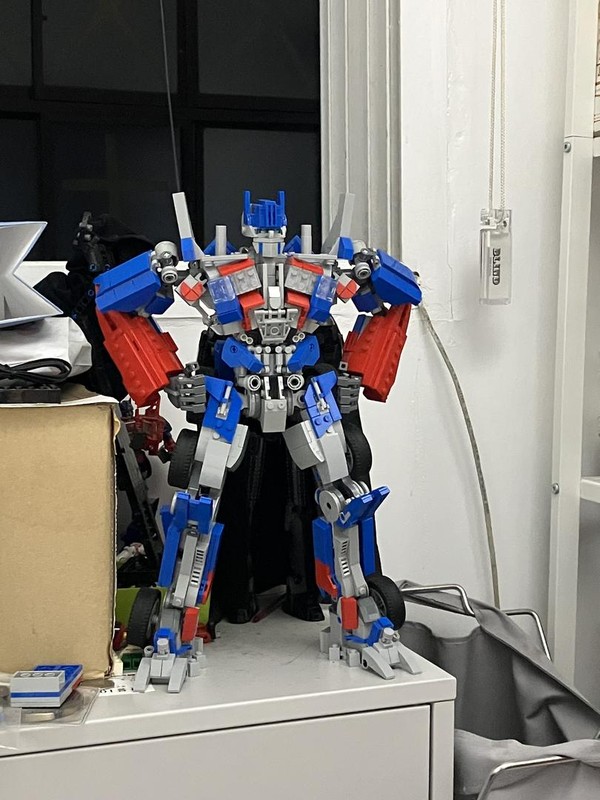 Lego Transformers: Dark of the Moon Optimus Prime