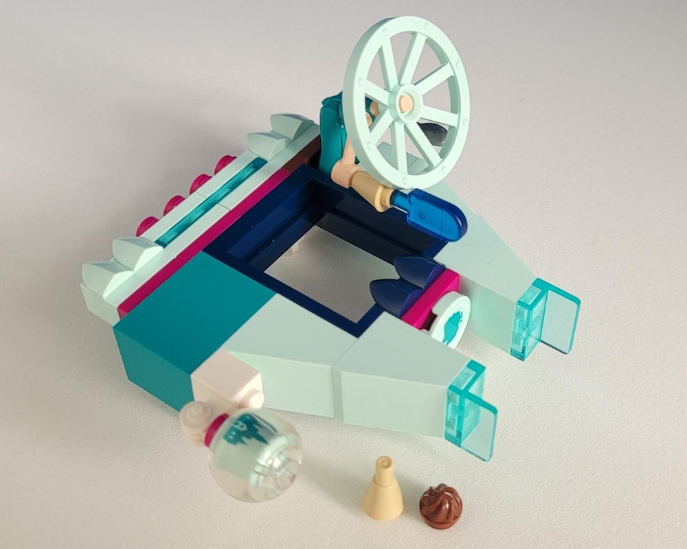 Lego Elsa's Frozen Falcon