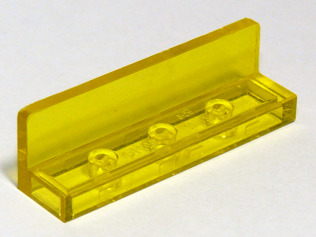 Lego Panel 1 x 4 x 1 / Trans-Yellow
