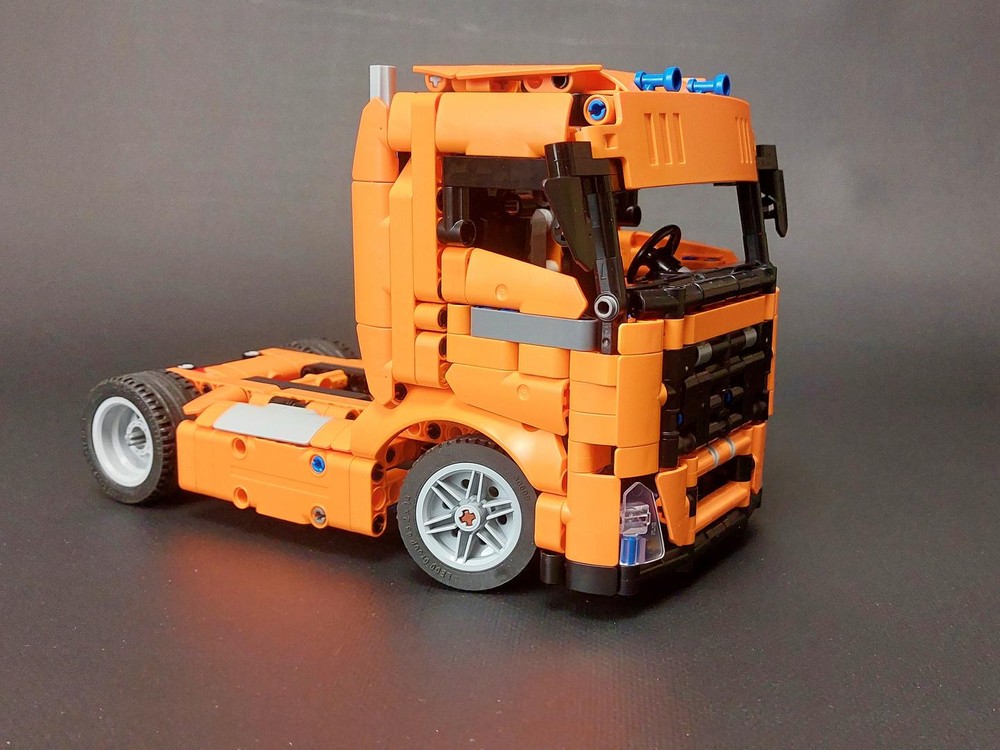 Lego 42204 Alternate model Volvo truck