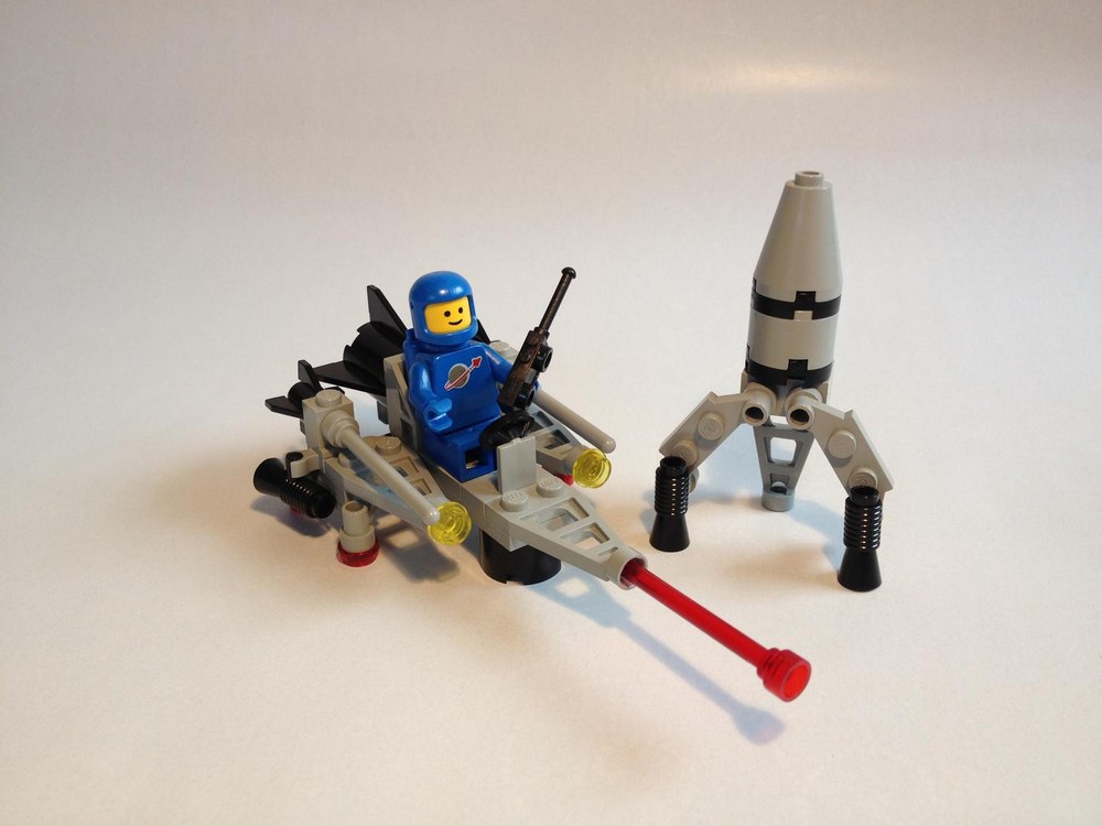 Lego Mini Jet 'Titan Dagger' with RC Rocket