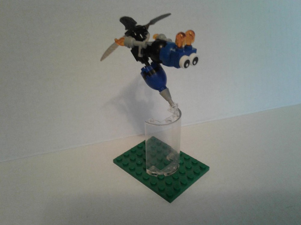 Lego Buzz Bomber