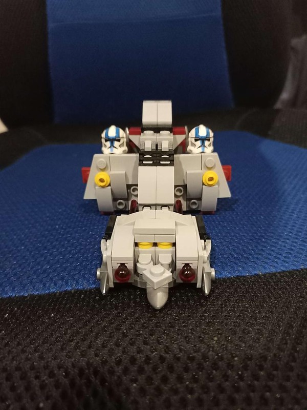 Lego 501 heavy specialist swamp speeder