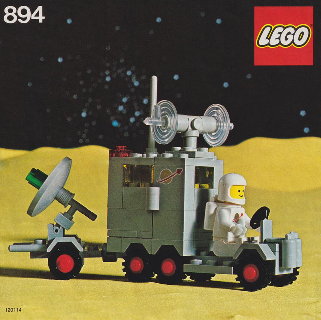 Lego Mobile Ground Tracking Station