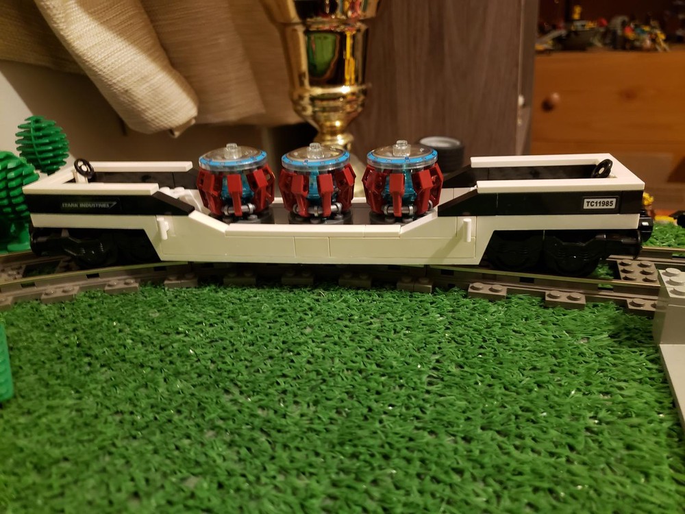Lego Stark Industries Flat Car With Arc Reactors