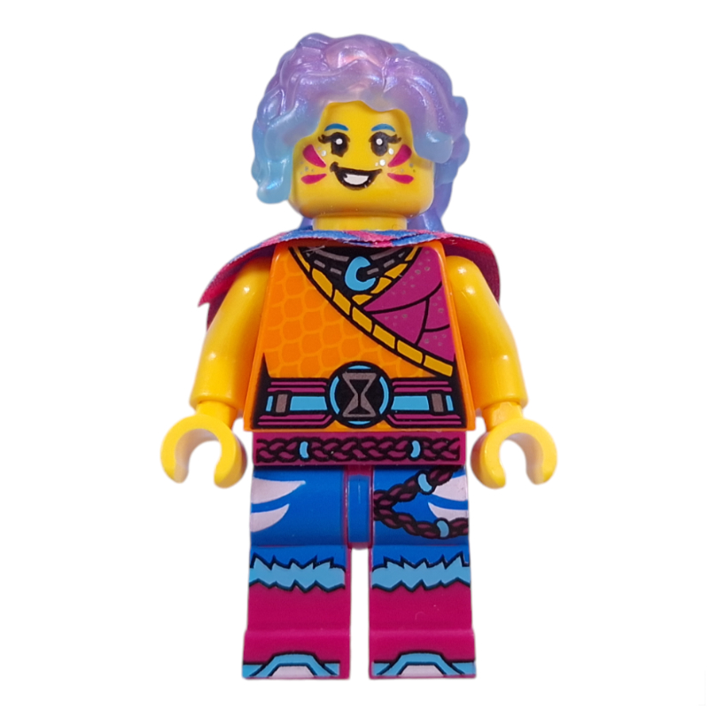 Lego Izzie, Cape