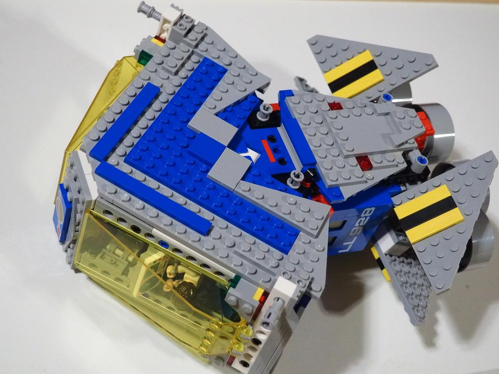 Lego Stingray: Deep space explorer. (Very) Alternate build for 10497