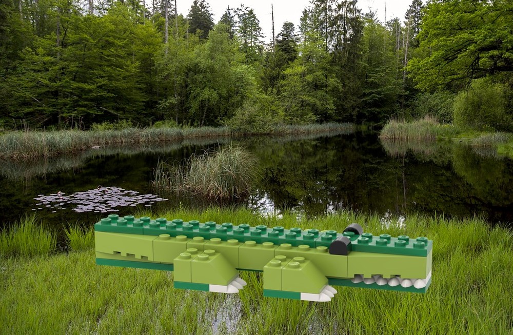 Lego Legogator