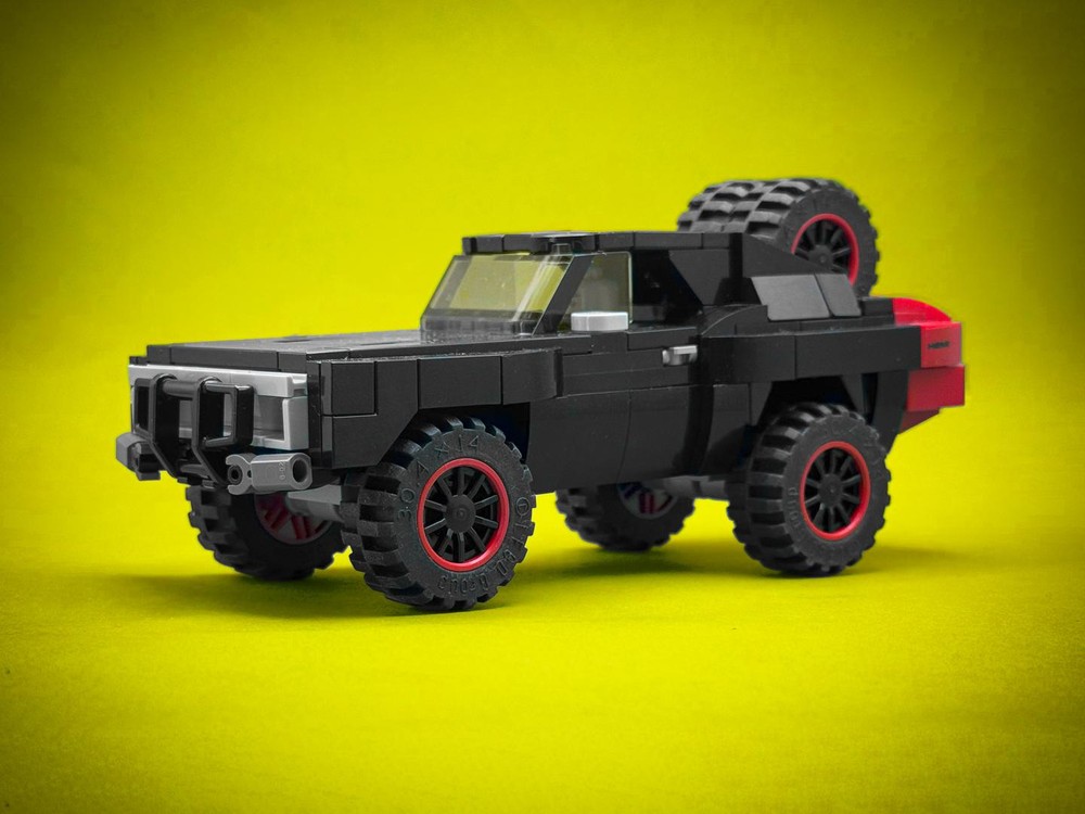 Lego Dom's Bob & Weave Charger from Furious 7
