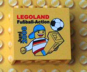 Lego Brick 2 x 4 x 3 with Legoland Fußball-Action Juni 2008 Pattern