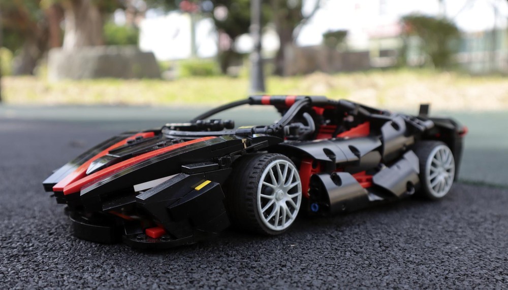 Lego SSC Tuatara 1/17