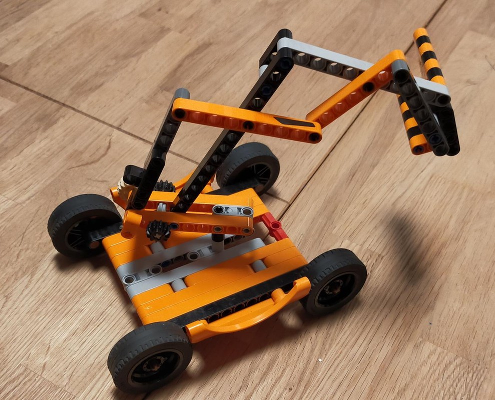 Lego Excavator with manually operated arm