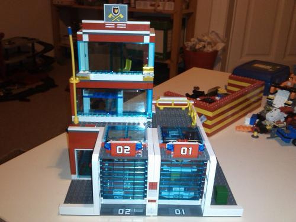 Lego 7208 Alternate Firestation