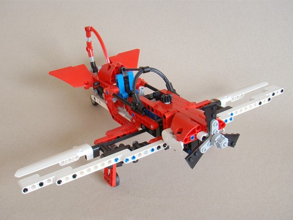 Lego 8068: Plane