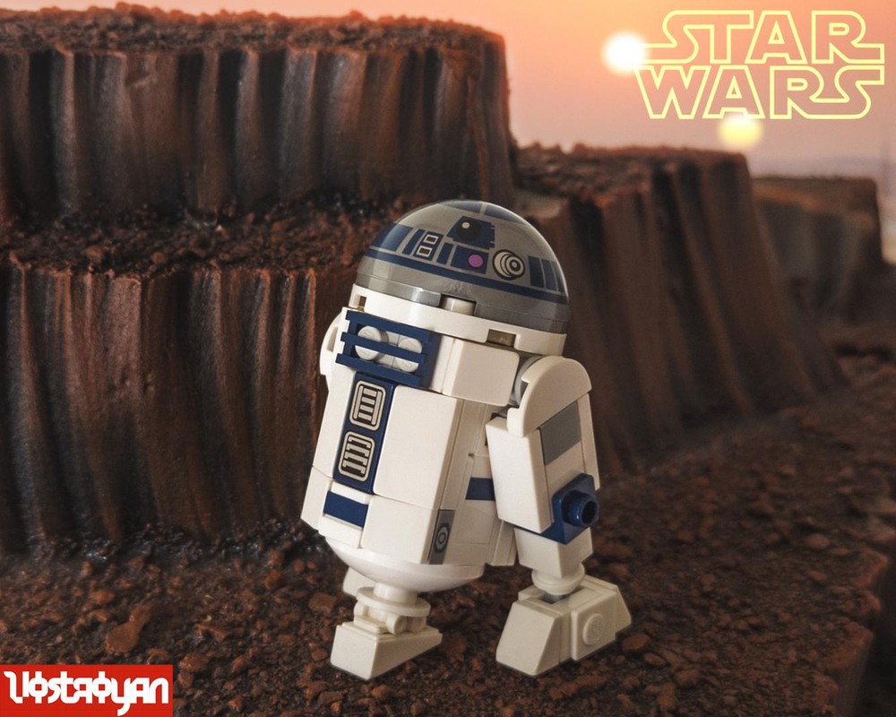 Lego R2-D2