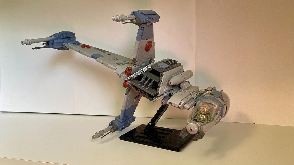 Lego B-wing Starfighter with Stand