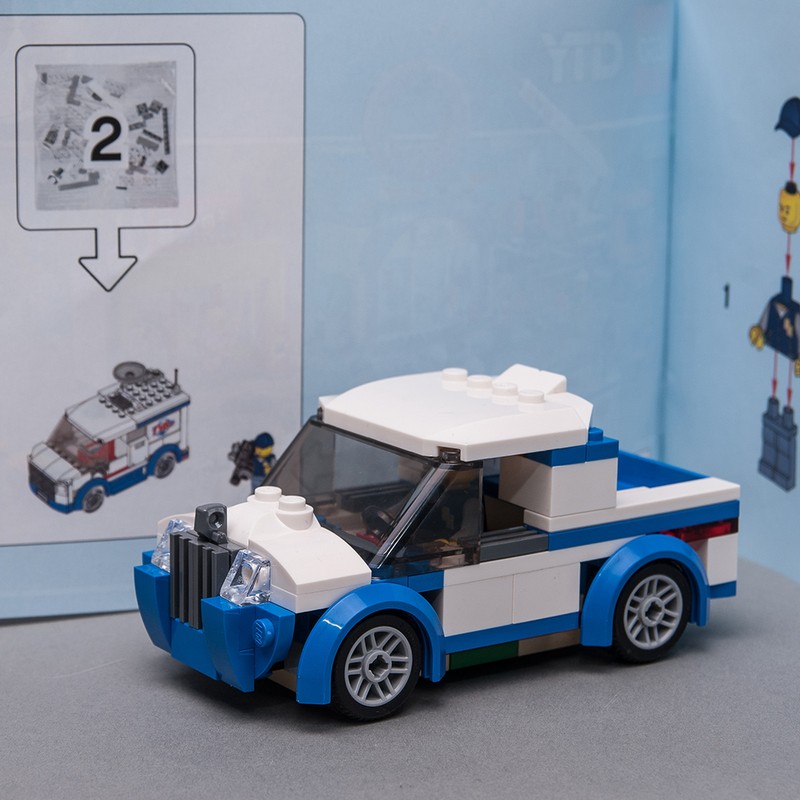 Lego 60233 Polybag 2 rebuild model