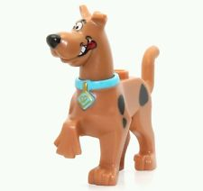 Lego Dog, Great Dane Scooby-Doo Walking with Medium Azure Collar, Smile on Both Sides and Tongue Pattern