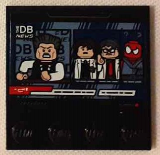 Lego Tile, Modified 4 x 4 with Studs on Edge with 'THE DB NEWS', J. Jonah Jameson, Dr. Kurt Connors, Prof. Miles Warren and Scarlet Spider Minifigures Pattern (Sticker) - Set 76178 / Black