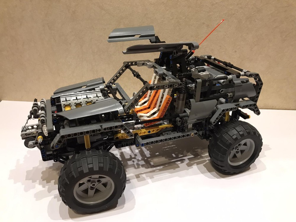 Lego 8297 OffRoader RC