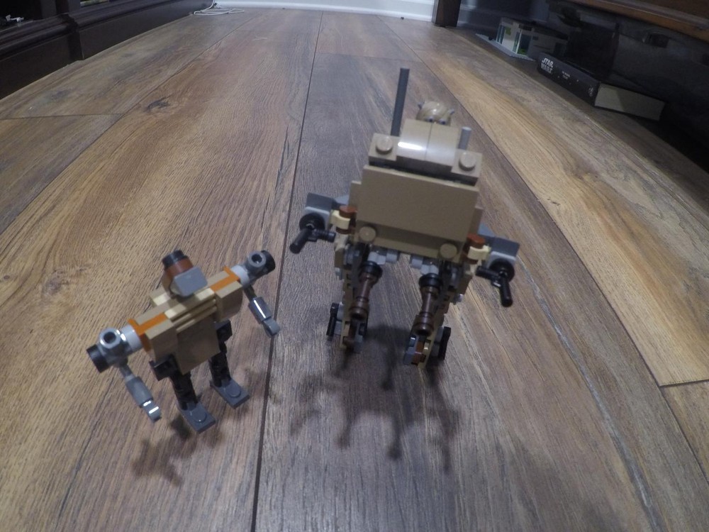 Lego "Scrapheap" AT-ST and load lifter droid