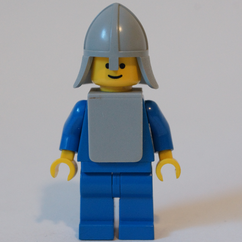 Lego Knight (Yellow Castle) - Blue
