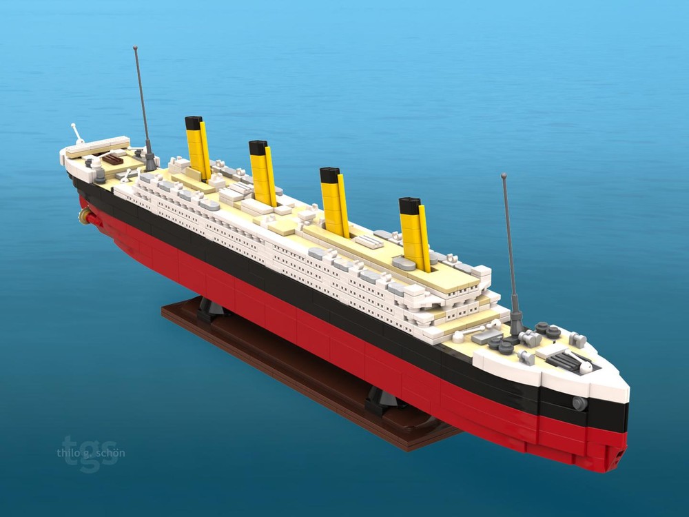 Lego RMS Titanic