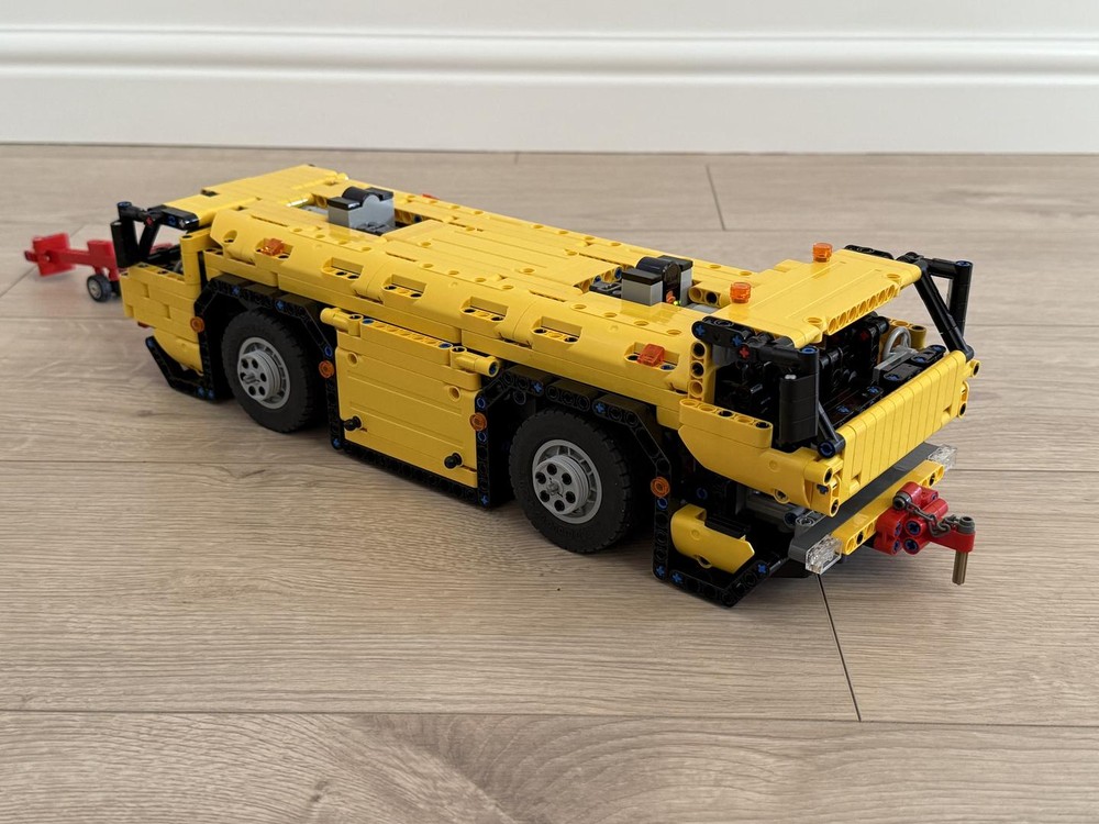 Lego Airfield Tug