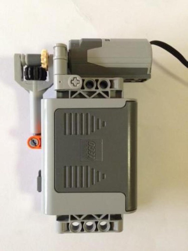 Lego Switchable battery box